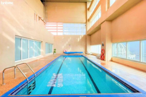 1B-Lakepoint Cluster N-2041 By bnbmehomes, Dubai